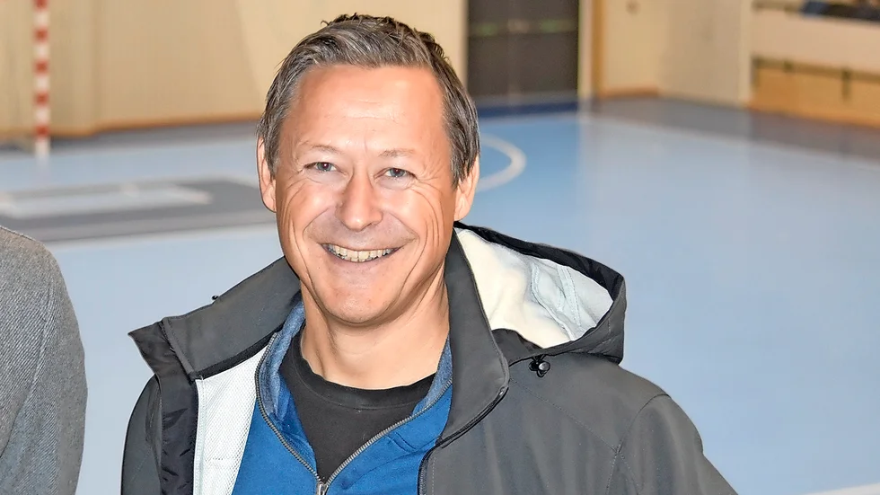 Krister Lundgren, sportchef i Sunnanå SK, berättar att klubben jagar fler spelare efter att ha gjort klart med amerikanska Maddi Berthoud.