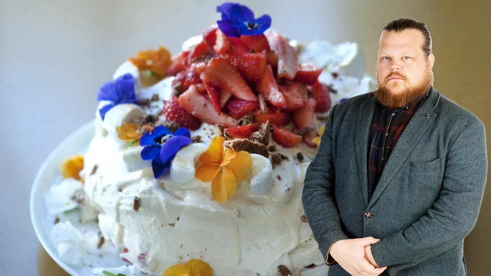 För att parafrasera Boris Johnson: Liberalernas hållning till tårta är att de är för att äta den och för att ha den kvar.