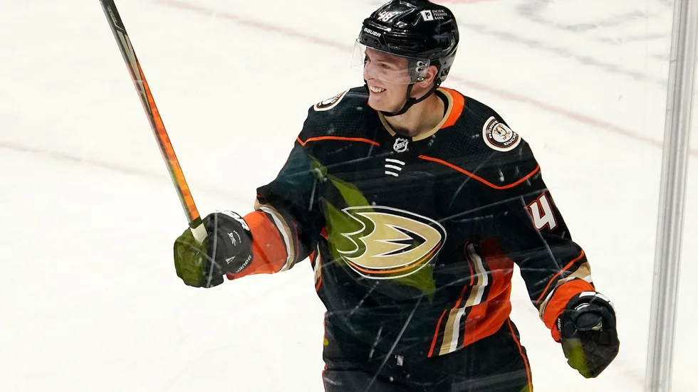 Isac Lundeström sköt ett hattrick mot St Louis.