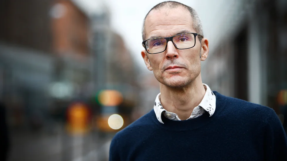 Petter Jonsson, vårdenhetschef på vuxenpsykiatriska mottagningen Spiran i Norrköping, har överklagat Region Östergötlands upphandling av öppenvården inom vuxenpsykiatrin och regionledningens handläggning kring denna. 