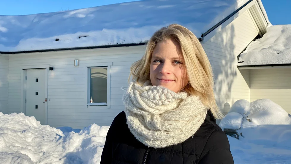 Enligt Sandra Karlssons beräkningar kommer hon att vara ekonomiskt fri vid ungefär 50-55 års ålder.