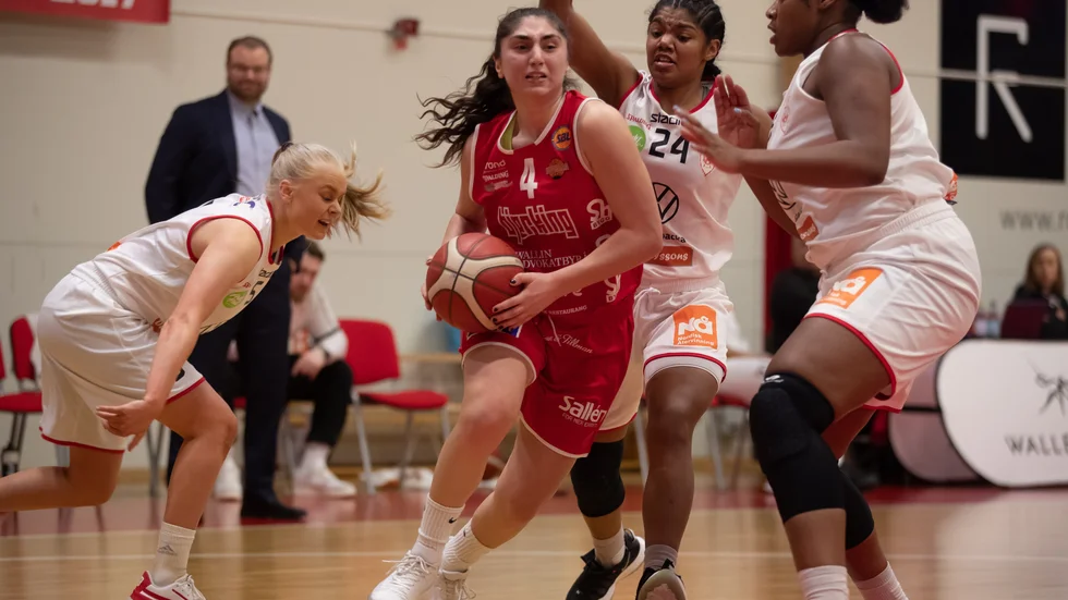 Crystel Bittar stod för sin bästa match poängmässigt i Uppsalalinnet.