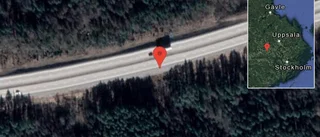 Stopp på E18 på grund av singelolycka med en personbil