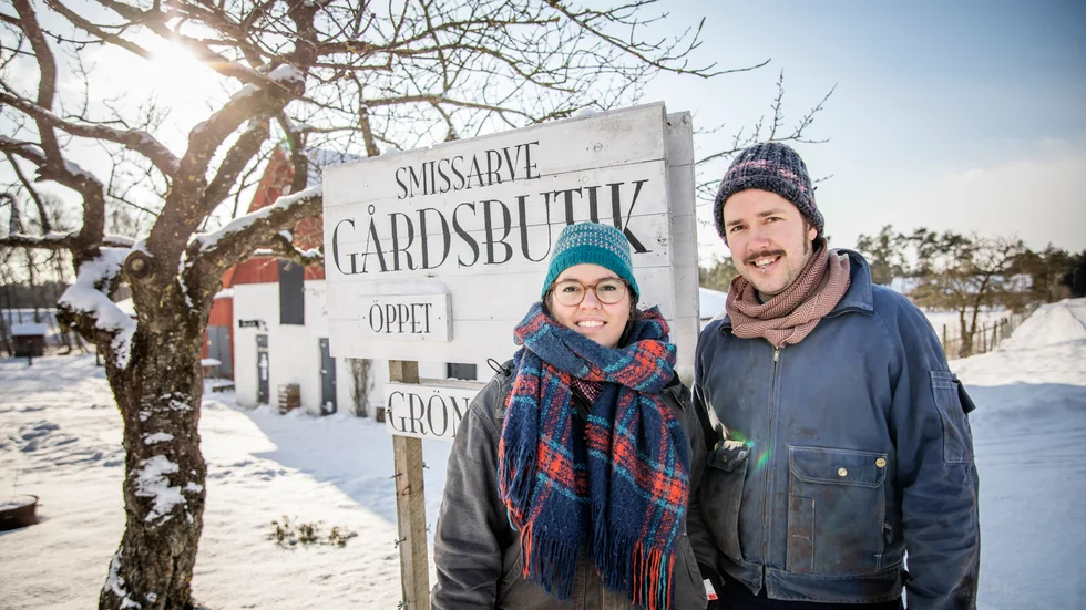 Andrea Bendelin och Viktor Sundén driver sedan 2016 Smissarve gård i Rone.