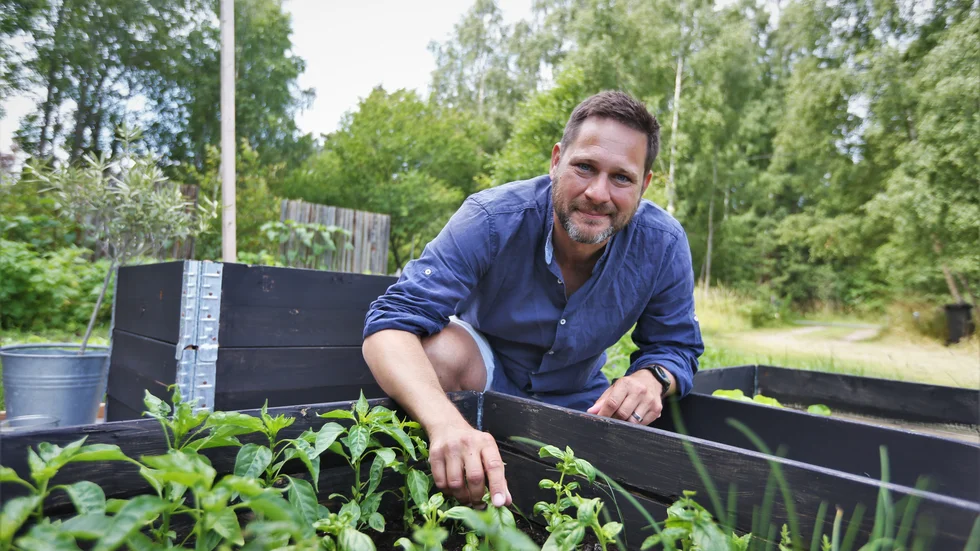 Jag fick testa att köra både jordfräs och minigrävare för första gången när vi anlade trädgårdslandet, säger Gunnar Jonasson. 