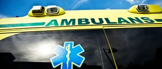En kvinna fick åka ambulans efter olycka