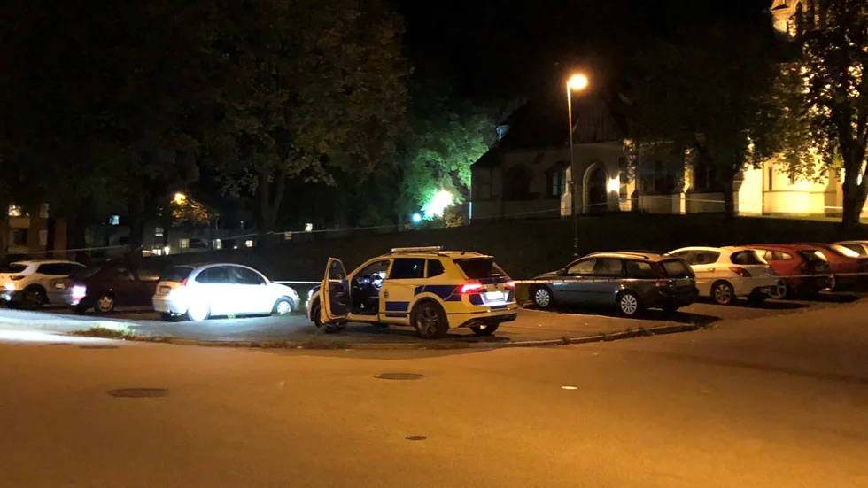 Polisen ryckte ut och spärrade av ett område på Norr, efter larm om skottlossning. Men om det verkligen inträffat någon skottlossning är oklart. 
