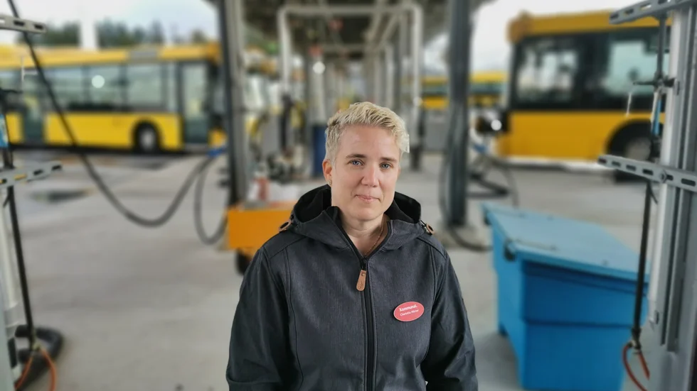 Lotta Hörner är bussförare och huvudskyddsombud.