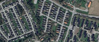 Kedjehus på 188 kvadratmeter från 1969 sålt i Märsta – priset: 3 600 000 kronor