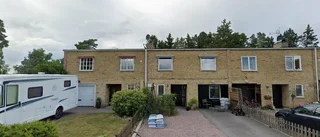 Huset på Linjalvägen 3 i Oxelösund har bytt ägare två gånger sedan 2022