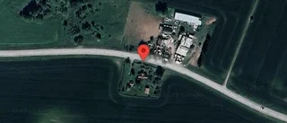 Stopp i ett körfält på grund av stillastående personbil på väg 206