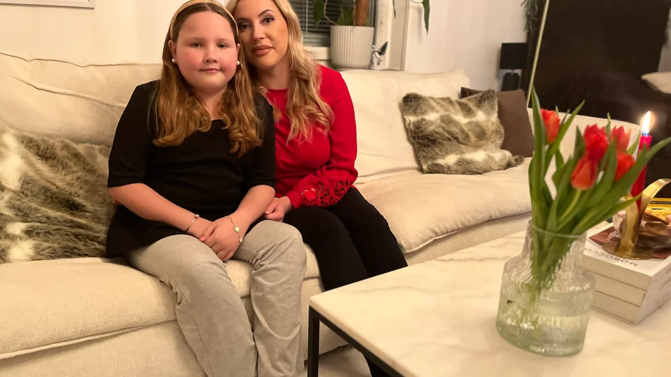 Jolina och Evelina Blank ser fram emot julfirande. "Ingen ska behöva sitta ensam", säger Evelina Blank.