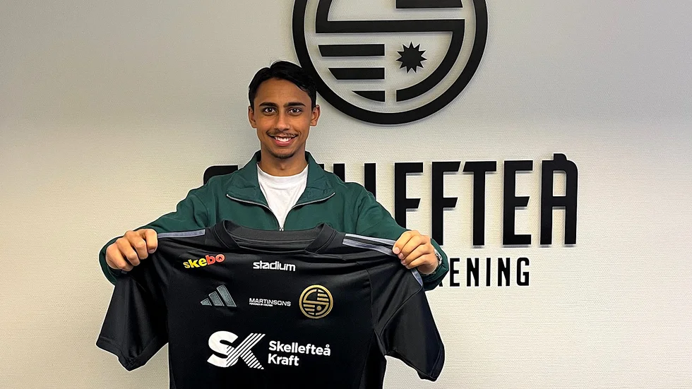 Oliver Johansson, som tidigare representerat Skellefteå FF:s akademi, vänder tillbaka till klubben efter en sejour i Umeå FC:s verksamhet.