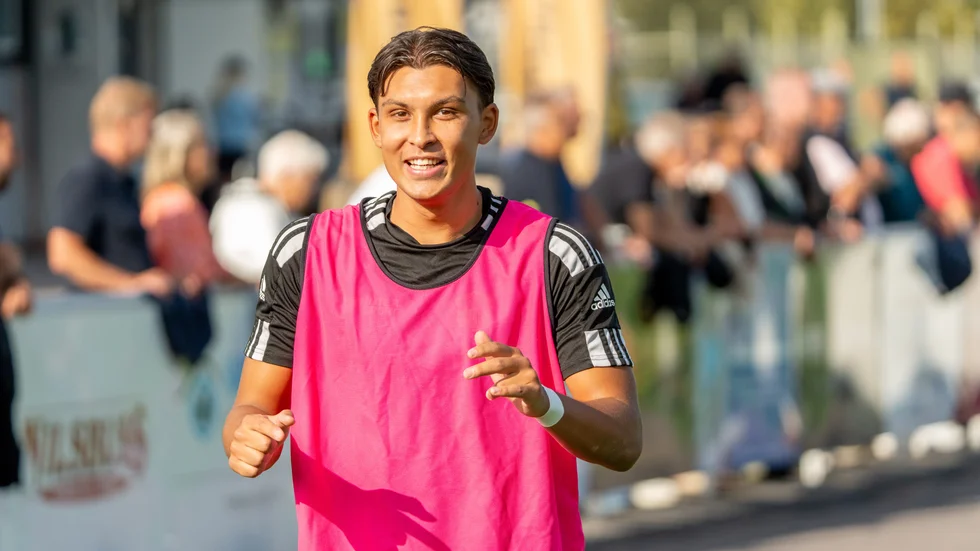 Nöjd. Selatin Shaljani stannar kvar i Vimmerby IF. 