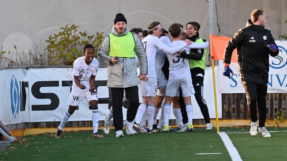 Team Thorengruppen sänkte Skellefteå FF efter stor dramatik.