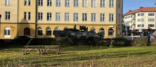 Därför var militärfordon synliga i centrala Motala