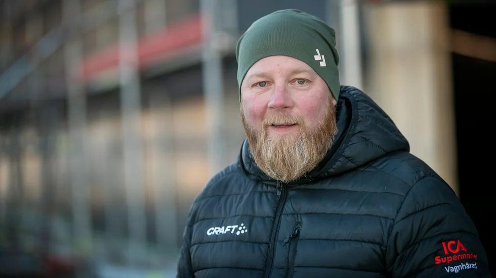 "För andra kanske det känns som att det gått snabbt, men det har det inte för mig" säger Ica-handlaren Niklas Gustafsson som längtar efter nyöppningen.