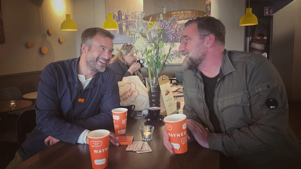 Varmprat med  Minds projektledare André Wedin och Waynes coffees vd Alistair Burrows.