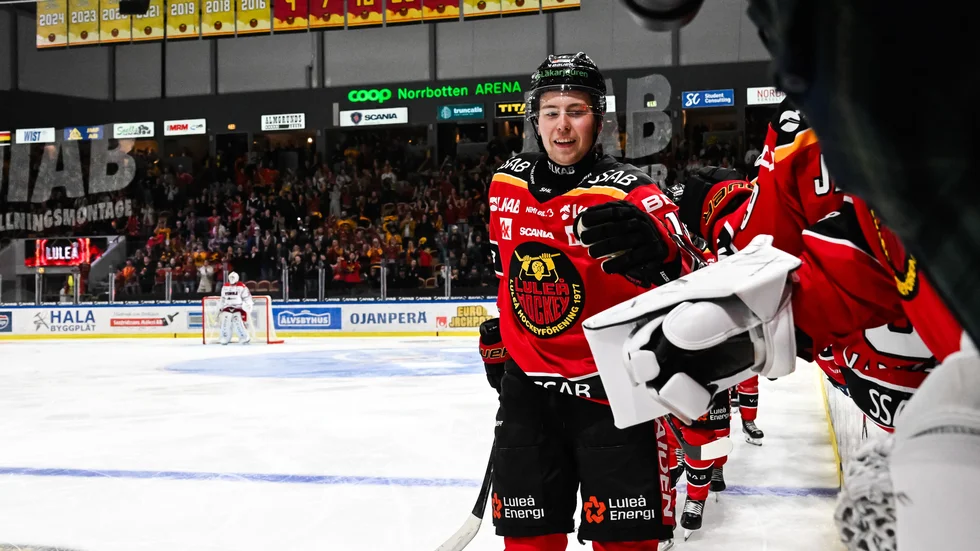 "Det där kontraktet har varit mitt stora mål ända sedan jag kom hit", säger 19-årige David Granberg från Piteå.