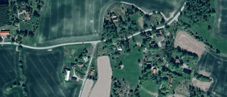 33-åring ny ägare till äldre hus i Rånäs – 2 100 000 kronor blev priset
