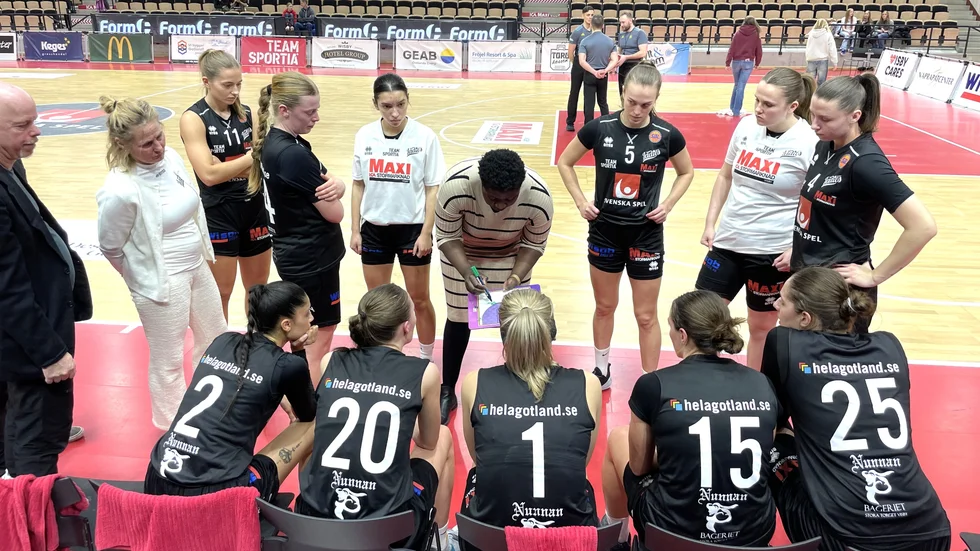 Visby Ladies fick det tufft på västkusten.