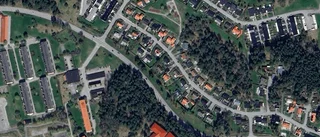 42-åring ny ägare till villa i Märsta – prislappen: 3 670 000 kronor