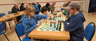 Tobias vann Guldhästen i schack