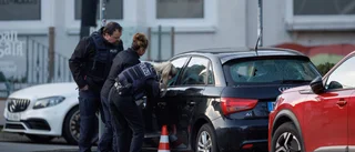 Skottlossning vid mordrättegång – flera skadade