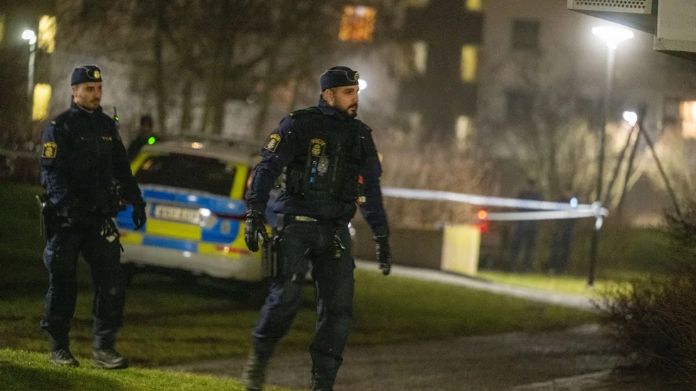 56 procent svarar att de har stort förtroende för polisen, skriver DN.