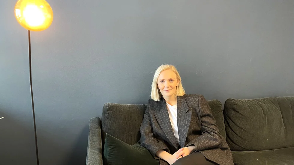 Johanna Öhman skulle egentligen bli advokat. Ödet ville annorlunda. 22 år fyllda klev hon in som vd för kommunikationsbyrån Samuraj. I år fyller hon 30 år och äger bolaget med totalt nio anställda.