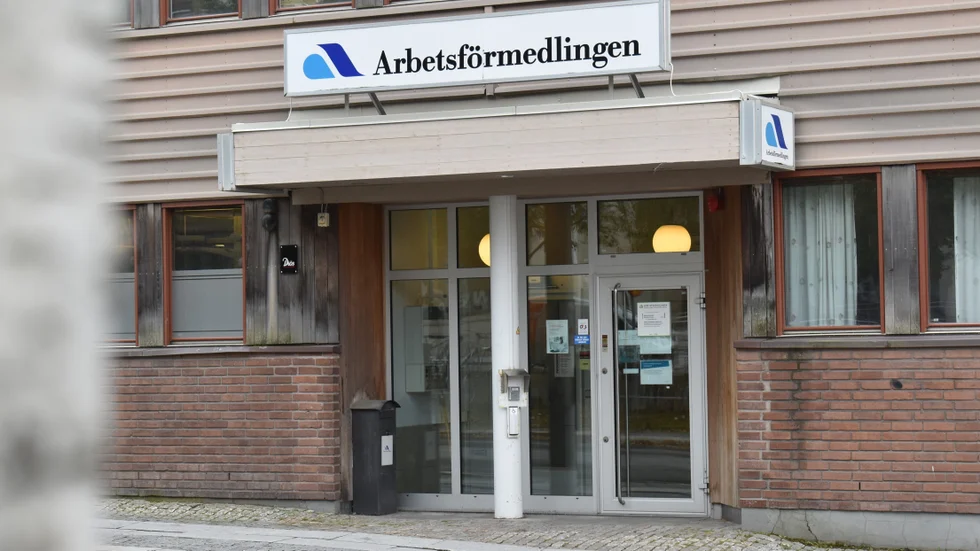 Arbetsförmedlingen Skellefteå tar vanligtvis bara emot bokade besök, men efter Northvolts konkurs har de öppnat dörrarna till lokalkontoret.