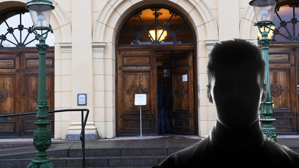 Eskilstunabon häktades för några veckor sedan av Värmlands tingsrätt på sannolika skäl misstänkt för våldtäkt i Karlstad som ska ha ägt rum under september och oktober i fjol.