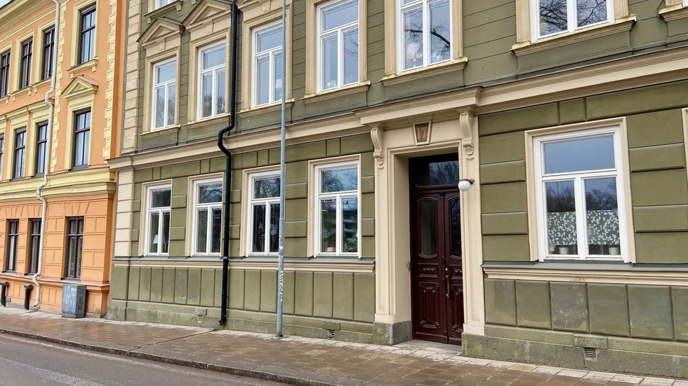 En lägenhet i det gröna huset på Skolgatan 17 i Uppsala var 1926–1931 Hilma af Klints hem.