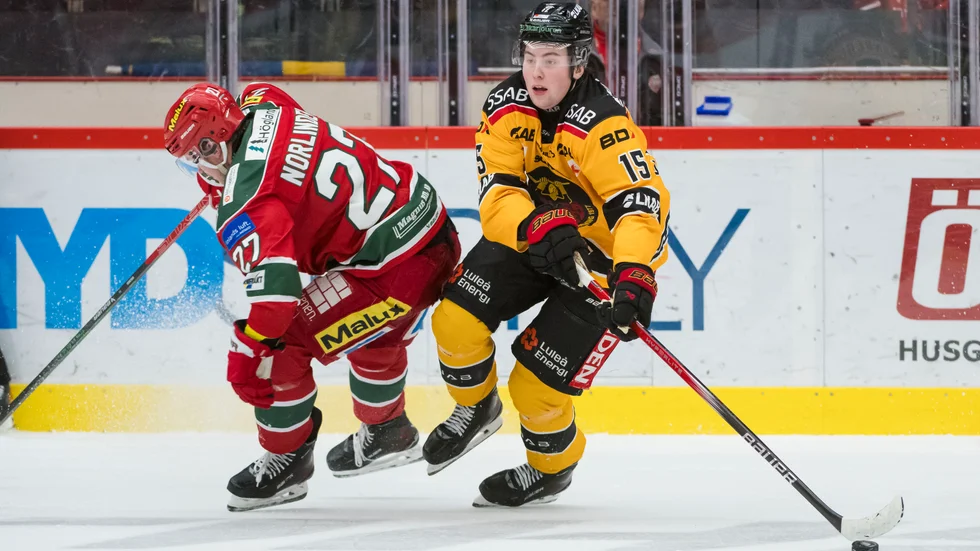 David Granberg spelade center mot Modo.