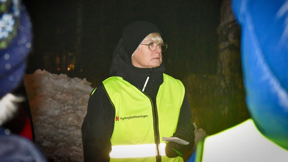 Hyresgästföreningens förbundsordförande Marie Linder besökte Skellefteå och var med på trygghetsvandringen.
