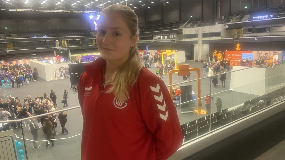 Olivia Svenhage Krog i sin nya hemmaborg Volvo CE Arena där det vid fototillfället pågick en gymnasiemässa.