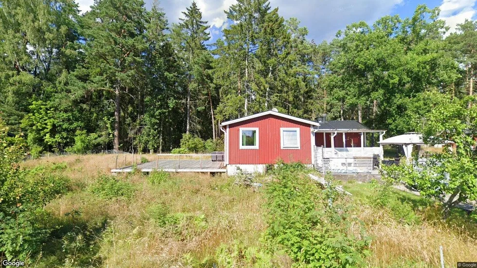 Hallonstigen 24