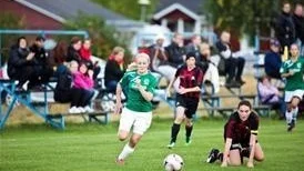Anna Sundberg, Älvsbyn, fortsätter att ösa in mål. När Älvsbyn besegrade Lira med 4-1 svarade Anna för tre av målen.foto: Martin Fryklund