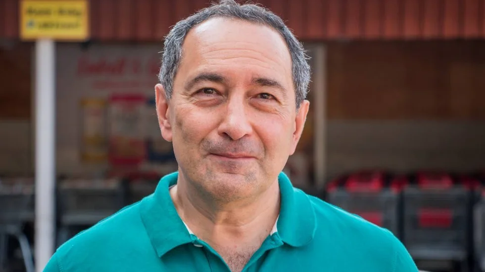 Carl Taheri, Munksund: Jag ska åka till tältmötet på Nolia. Jag tolkar persiska och är själv kristen från Iran.