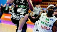 Hatad. David Bergström toppar inte Plannjasupportrarnas lista över favoritmotståndare. Dolphins lagkapten är inte inställd på något varmt välkomnande i kväll heller.