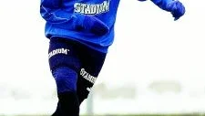 IFK:s nya brasse, Diogo Oliveira, möttes av ett kyligt Norrköping. Igår gjorde han första träningen med sin nya klubb. Foto: Robert Svensson