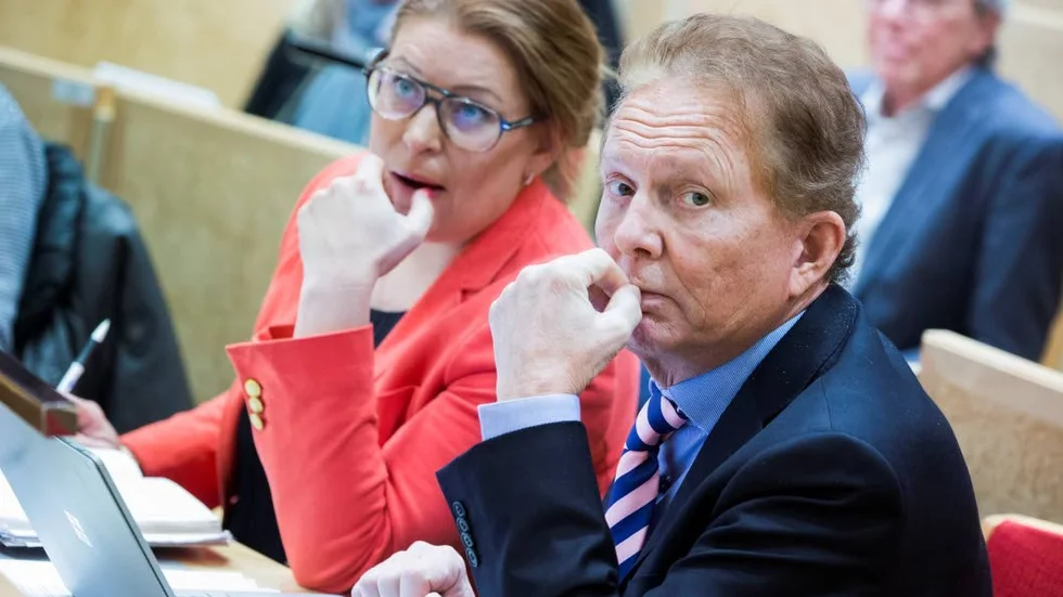 Regionråden Linda Frohm (M), Kenneth Backgård (SJVP) och Nils-Olov Lindfors (C) skriver om det historiska maktskiftet – och vad som händer nu.