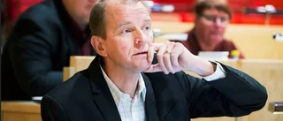Köpte partitält för regionens pengar