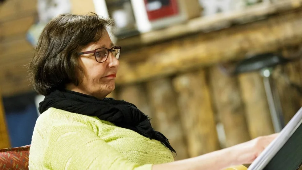 Birgitta Elfgren utlovar en klassisk Roknäsrevy.