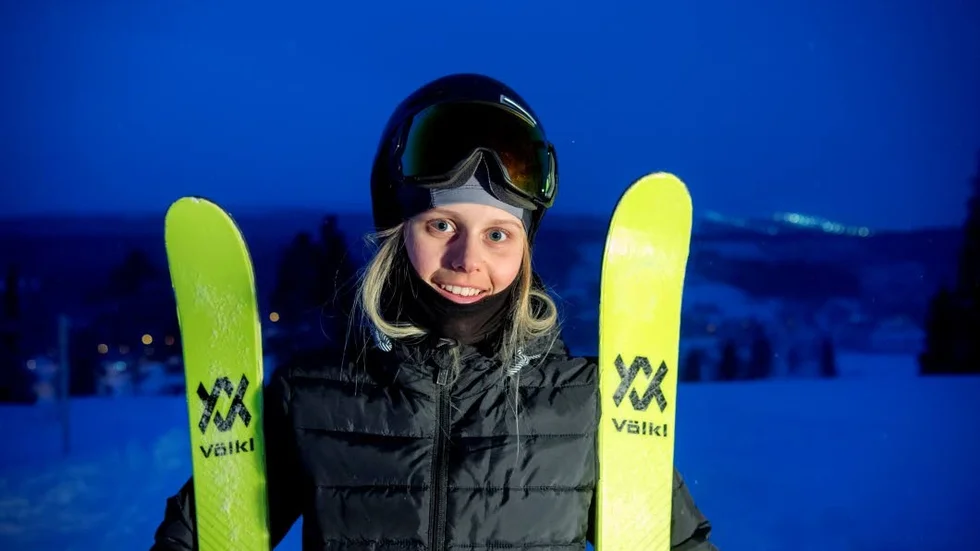 HOPP. Unga slopestylestjärnan Jennie-Lee Burmansson är ett medaljhopp i OS trots att hennes resultat inte ligger till grund för SOK:s medaljmål. Arkivbild.