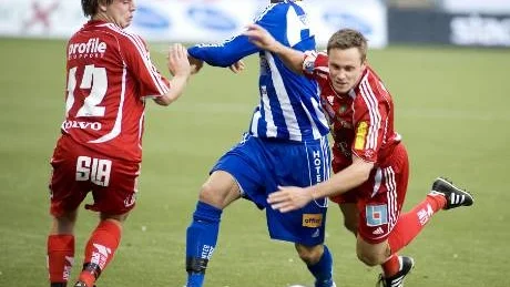 Sleipners Rasim Mehmedi gjorde comeback mot Skövde men återkomsten blev inte särskilt lyckosam för varken Rasim eller IKS som förlorade med 0-1.
