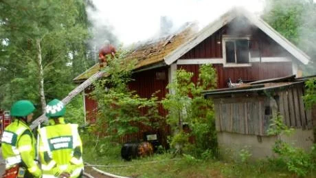 En person omkom i måndagens husbrand i Klinttorp utanför Sonstorp.Foto: Magnus Johansson