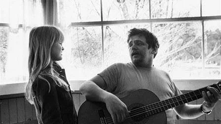 Far och dotter. Fred Åkerström musicerar ihop med dottern CajsaStina.
Foto: Oscar Hedlund