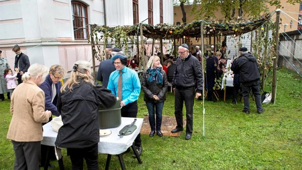 Här fanns soppa och annat att ta för sig av.