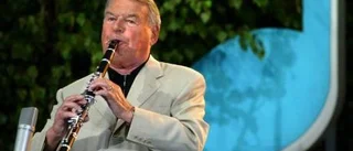 Putte Wickman hyllas vid konsert i Rejmyre